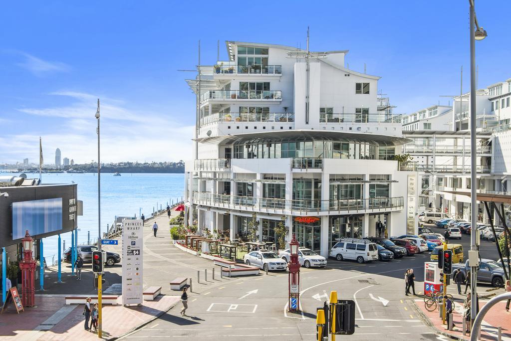 Waterfront Two Bedroom Apartment; Great Location! Auckland Room photo